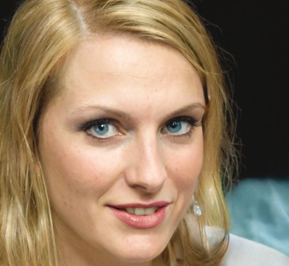 Portrait de Célestine Moreau, formatrice en finance